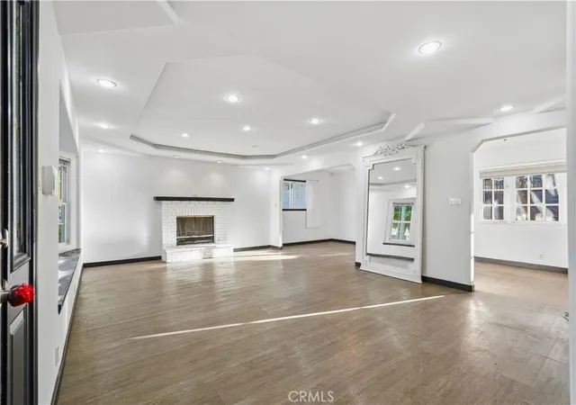 5th image of 5345 Don Pio Dr, Woodland Hills, CA 91364 | MLS# SR26147564