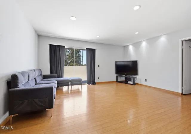 3rd image of 2753 Wendy Pl, Port Hueneme, CA 93041
