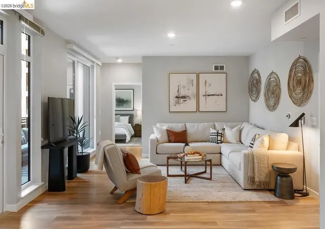 1st image of 260 Brooklyn Basin Way #556, Oakland, CA 94606 | MLS# 41140693