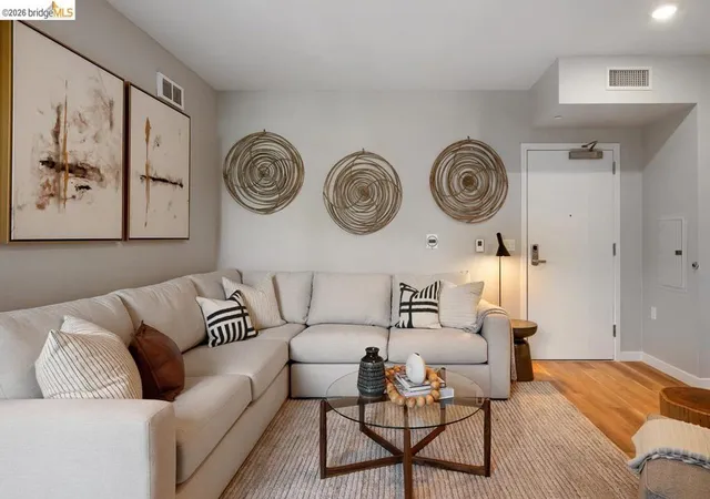3rd image of 260 Brooklyn Basin Way #556, Oakland, CA 94606 | MLS# 41140693