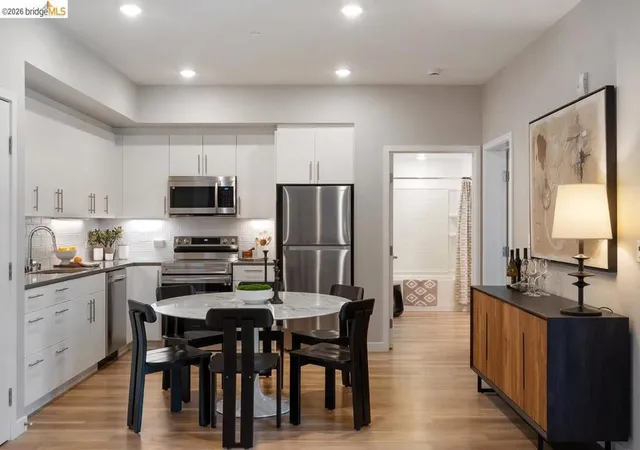 5th image of 260 Brooklyn Basin Way #556, Oakland, CA 94606 | MLS# 41140693
