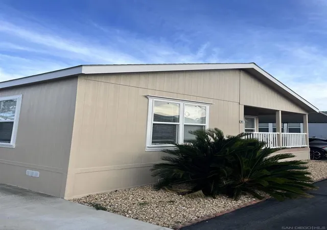 4th image of 1219 E Barham Dr #SPC 81, San Marcos, CA 92078 | MLS# 260016477SD