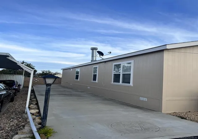 5th image of 1219 E Barham Dr #SPC 81, San Marcos, CA 92078 | MLS# 260016477SD