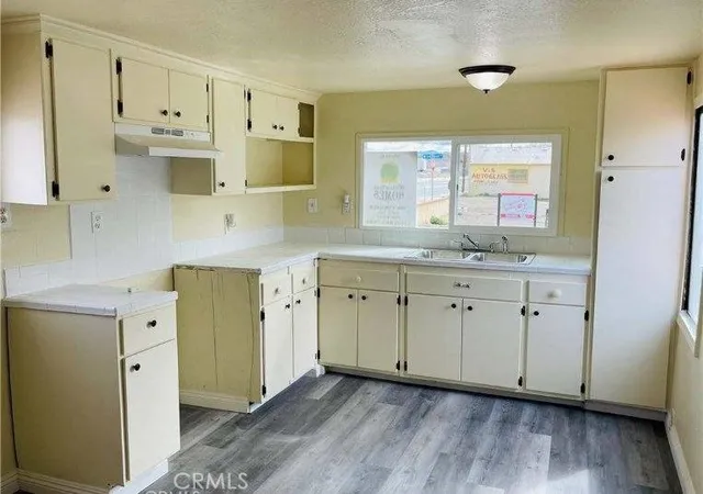 Photo 2 of Manufactured home for sale at 16397 D St #38, Victorville, CA 92395 | MLS# DW26147741 | Listing updated on 2026-10-01
