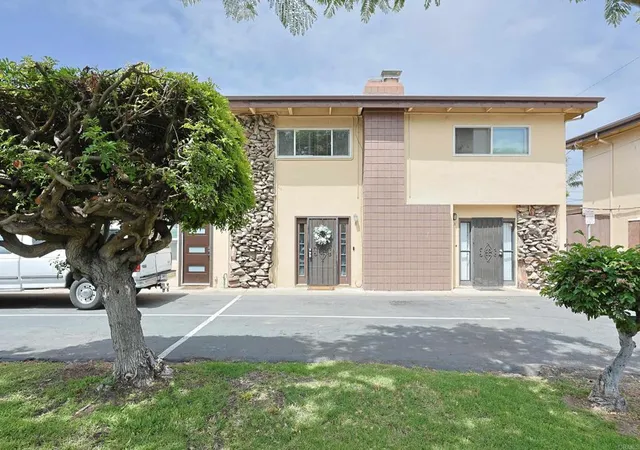 Homes for sale in Chula Vista, CA | 464 Woodlawn, Chula Vista, CA 91910 | Houzeo