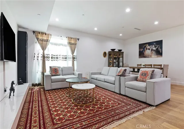 Photo 4 of Single family home for sale at 6511 N Contour, North Hollywood, CA 91606 | MLS# SR26147264 | Listing updated on 2026-09-21