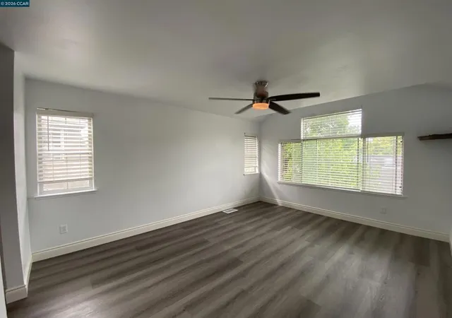 Listing Photo 5 - Condo for sale in building located at 209 Hidden Creek Ct, Martinez, CA 94553