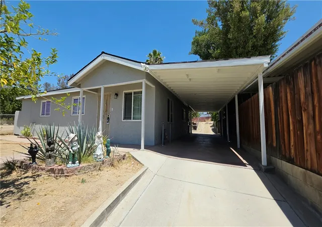 3rd image of 1610 Cunha, Bakersfield, CA 93305 | MLS# NS26147747