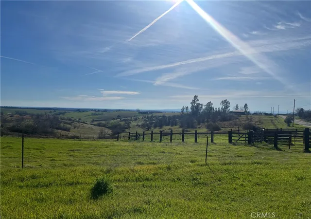 Photo 4 of Sale Pending at 1 Butte Vista Rd, Oroville, CA 95966 | MLS# SN26147701 | Listing updated on 2026-09-06