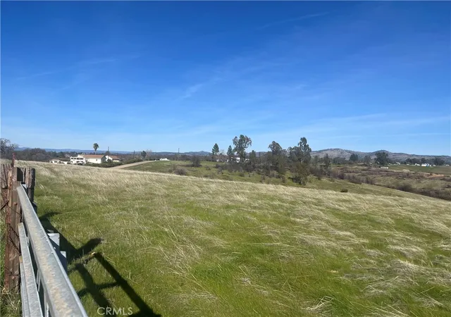Photo 4 of Sale Pending at 2 Butte Vista Rd, Oroville, CA 95966 | MLS# SN26147730 | Listing updated on 2026-09-06