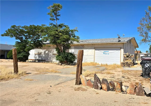2nd image of 6051 Morongo Rd, Twentynine Palms, CA 92277 | MLS# JT26147926