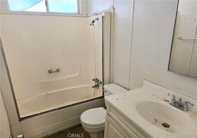 5th image of 6051 Morongo Rd, Twentynine Palms, CA 92277 | MLS# JT26147926