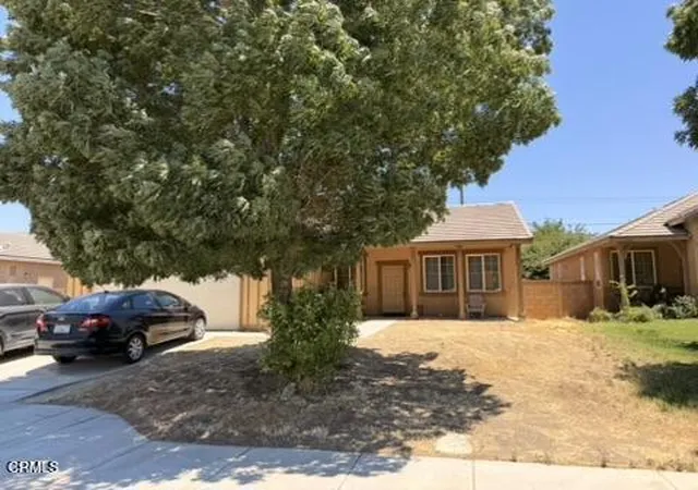 1st image of 45444 Stanridge Ave, Lancaster, CA 93535 | MLS# V1-37451