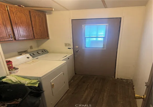 Photo 3 of Manufactured home for sale at 530 W Devonshire #7, Hemet, CA 92543 | MLS# IV26147866 | Listing updated on 2026-09-10