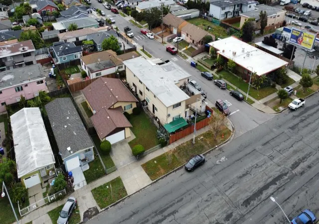 Homes for sale in Richmond, CA | 457 S 18th St, Richmond, CA 94804 | MLS# ML82053373