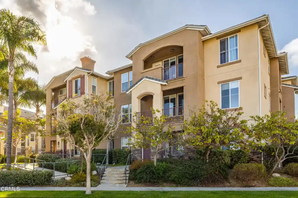 Listing Photo 1 - Condo for sale in 1740 Tanager St located at 1740 Tanager St, Ventura, CA 93003 - Unit #2-201
