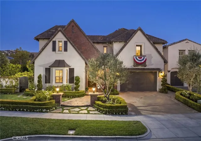 Photo 2 of Single family home for sale at 10 Jenny, Ladera Ranch, CA 92694 | MLS# OC26143170 | Listing updated on 2026-10-04