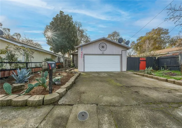 1st image of 1011 2nd, Lakeport, CA 95453 | MLS# LC26147999