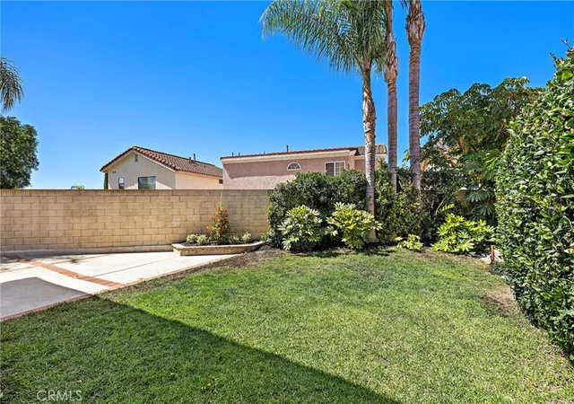 Photo 4 of Single family home for sale at 26002 Mckenna Ct, Lake Forest, CA 92630 | MLS# OC26147955 | Listing updated on 2026-10-09