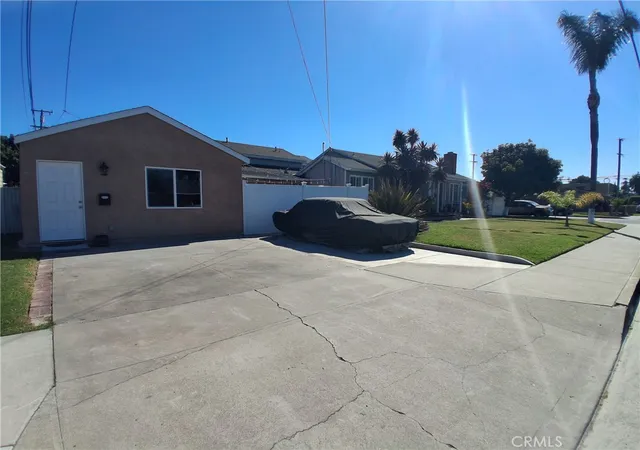 Photo 3 of Sale Pending at 9030 Terradell St, Pico Rivera, CA 90660 | MLS# DW26148098 | Listing updated on 2026-09-11