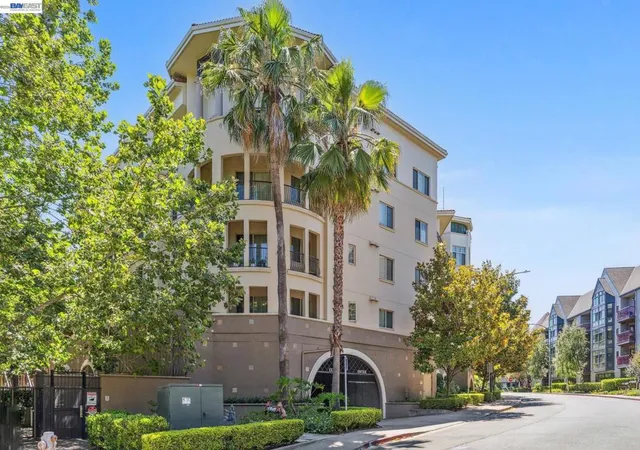 Photo 2 of Condo for sale at 1315 Alma Ave #211, Walnut Creek, CA 94596 | MLS# 41140758 | Listing updated on 2026-09-03