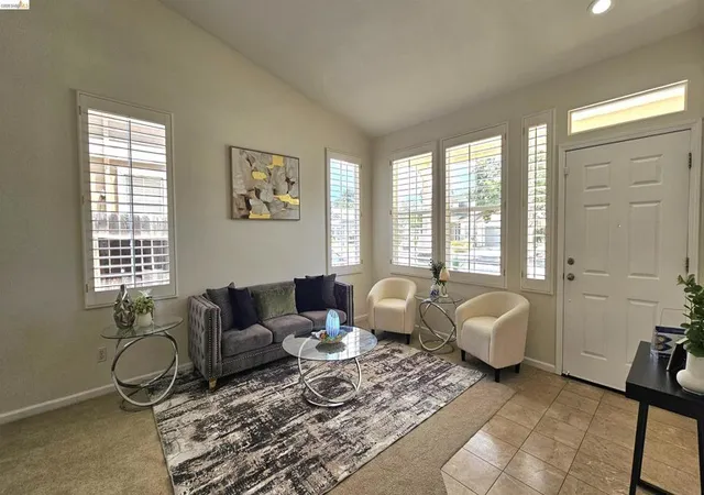Photo 3 of Single family home for sale at 707 Thompsons Dr, Brentwood, CA 94513 | MLS# 41140762 | Listing updated on 2026-10-02