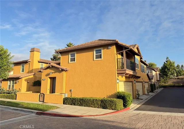 3rd image of 8090 Cornwall Ct #13, Rancho Cucamonga, CA 91739 | MLS# TR26148190