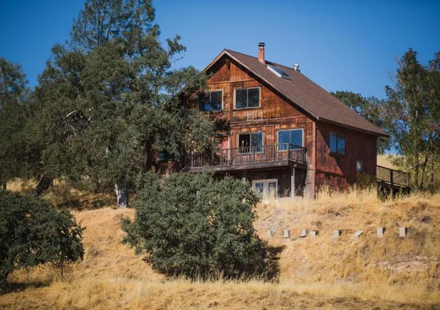 1st image of 50325 Paulsen Rd, Lockwood, CA 93932 | MLS# ML82053419