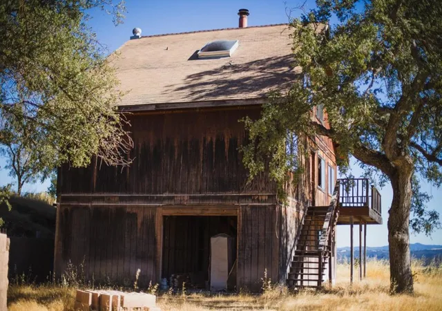 3rd image of 50325 Paulsen Rd, Lockwood, CA 93932 | MLS# ML82053419