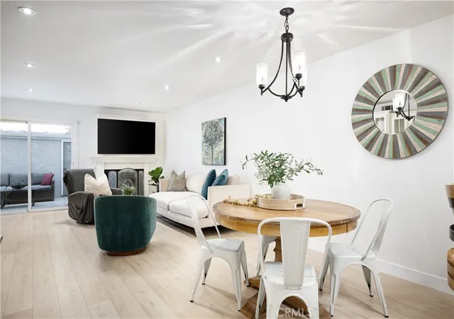 Listing Photo 4 - Condo for sale in building located at 4682 Warner, Huntington Beach, CA 92649 - Unit #C110