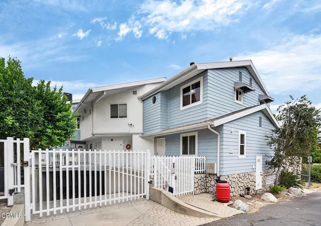 image of 3511 Sparr Blvd, Glendale, CA 91208 | MLS# P1-27902