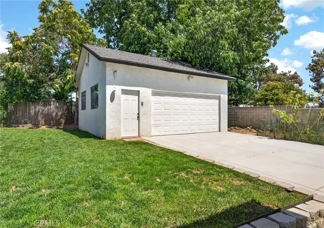 2nd image of 12425 18th St, Yucaipa, CA 92399 | MLS# IG26148200