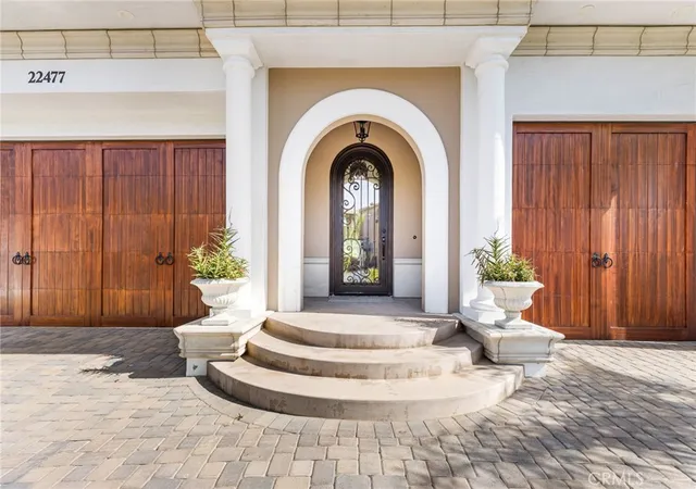 Photo 2 of Single family home for sale at 22477 Boating Way, Canyon Lake, CA 92587 | MLS# SW26141181 | Listing updated on 2026-10-05