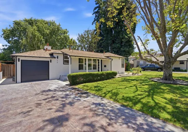 Homes for sale in Redwood City, CA | 17 Yarnall Pl, Redwood City, CA 94063 | MLS# ML82052975