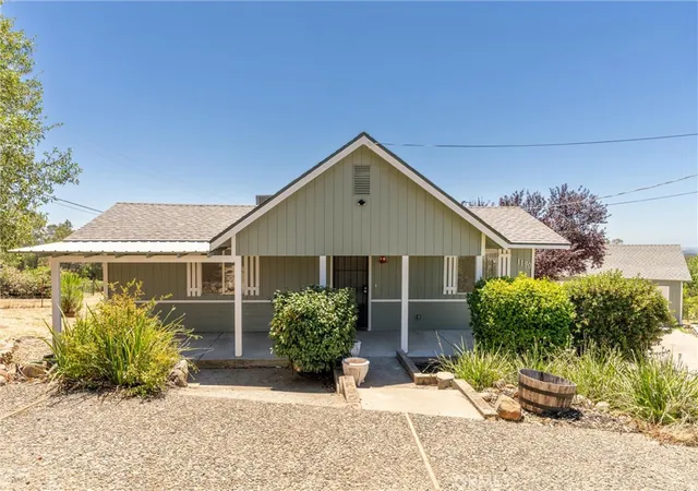 Photo 2 of Single family home for sale at 1190 Mount Ida, Oroville, CA 95966 | MLS# SN26148287 | Listing updated on 2026-09-21