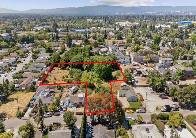 1st image of 990 Garden St, East Palo Alto, CA 94303 | MLS# ML82053365