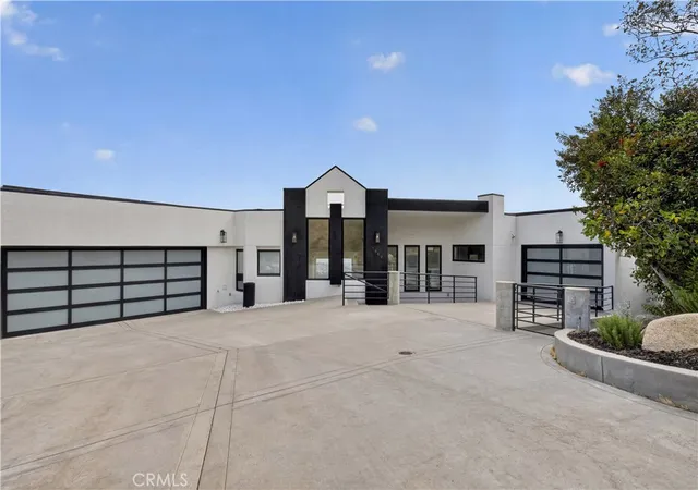 1st image of 1562 Glen Oaks, Pasadena, CA 91105 | MLS# IV26148281