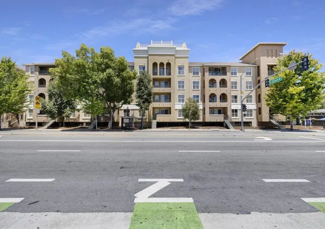 1st image of 1445 Fruitdale Ave #321, San Jose, CA 95128 | MLS# ML82053442