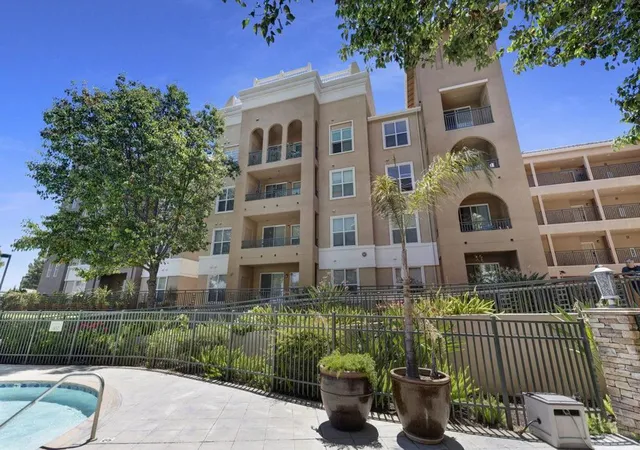 2nd image of 1445 Fruitdale Ave, San Jose, CA 95128