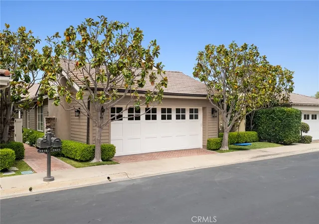 Photo 4 of Single family home for sale at 1921 Yacht Colinia, Newport Beach, CA 92660 | MLS# NP26148299 | Listing updated on 2026-10-07