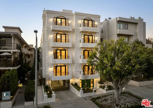 Photo 1 of Sale Pending at 11923 Gorham Ave #102, Los Angeles, CA 90049 | MLS# 26836907 | Listing updated on 2026-09-29