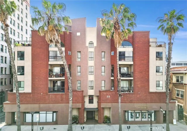 Photo 3 of Condo for sale at 35 Linden Ave Unit 304, Long Beach, CA 90802 | MLS# OC26147282 | Listing updated on 2026-10-03
