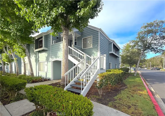Photo 1 of Condo for sale at 6008 Bixby Village #42, Long Beach, CA 90803 | MLS# PW26148400 | Listing updated on 2026-09-30