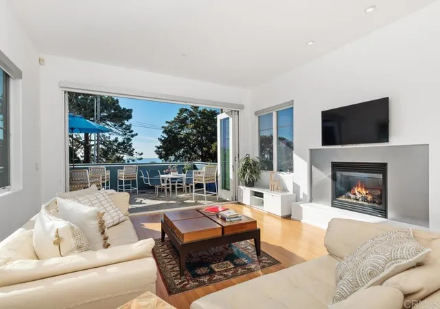 Homes for sale in Del Mar, CA | 601 Stratford Ct, Del Mar, CA 92014 | MLS# NDP2606500