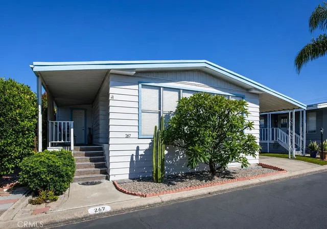 Manufactured home for sale at 24921 Muirlands Blvd #267, Lake Forest, CA 92630 | MLS# OC26148443