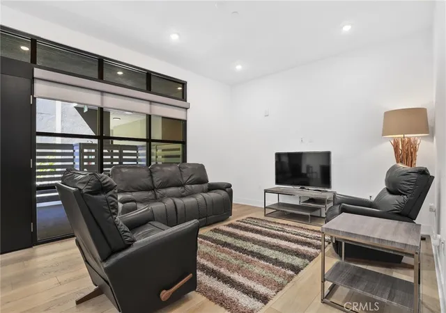 Photo 1 of Condo for sale at 178 S Euclid Ave #106, Pasadena, CA 91101 | MLS# PF26148407 | Listing updated on 2026-09-22
