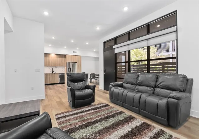 Photo 2 of Condo for sale at 178 S Euclid Ave #106, Pasadena, CA 91101 | MLS# PF26148407 | Listing updated on 2026-09-22