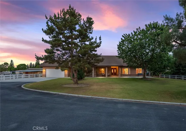 4th image of 1328 Valov Ln, Bakersfield, CA 93314 | MLS# SR26148312