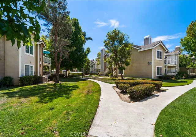 29th image of 3860 Amberly Dr #F, Inglewood, CA 90305 | MLS# CV26148467