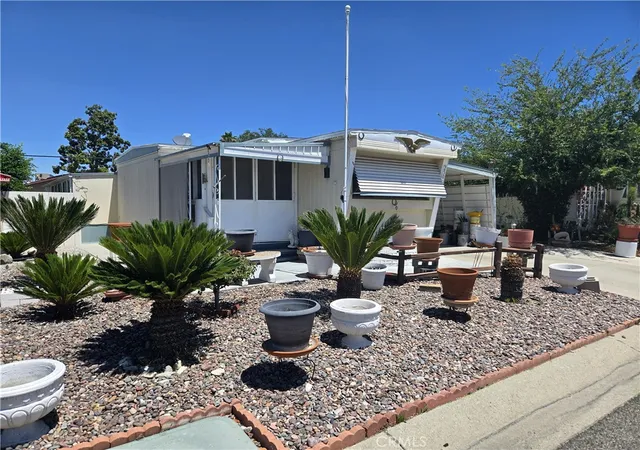 Homes for sale in Hemet, CA | 250 Santa Clara, Hemet, CA 92543 | MLS# IG26144144